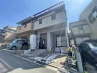 ２ＷＡＹアクセス可能！通勤通学に便利♪
コンビニ・スーパー・ドラッグストア・保健センターが徒歩５分以内に揃っており子育て世代に便利な立地となっております！