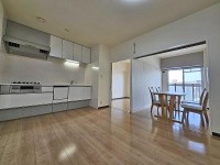 ～５階部分３ＤＫ南向きバルコニーのお部屋です！～