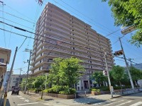 ★ＪＲ平野駅まで徒歩５分、ペット飼育可能マンションです！（規約による制限有）
★令和８年２月末リフォーム完成予定♪お引き渡し後すぐに新生活が始められます！