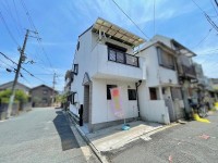 ～令和７年５月リフォーム済み物件～
屋根裏収納付き♪