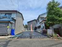 ~有効面積約24.6坪、現況更地~
お好きなハウスメーカーで建築可能です♪
近鉄大阪線「河内山本」駅まで徒歩10分の立地♪