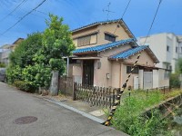 ～公簿面積１７０．７１平米（約５１．６３坪）お好きなハウスメーカーで建築可能です♪～
近鉄大阪線「高安」駅まで徒歩８分の立地！