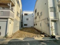 ～建築条件なし売土地、お好きなハウスメーカーで建築可能です♪～
現況更地！お気軽にお問い合わせください♪