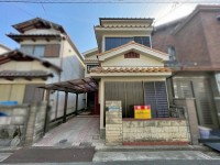 GNスタイル ★木造２階建て４ＬＤＫ
★空家のため気兼ねなく内覧可能です。お気軽にお問い合わせください♪