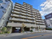 ★最上階角部屋３ＬＤＫ！
★全居室バルコニーに面しており日当たり・風通しともに良好です♪
★令和７年１２月リフォーム済み！