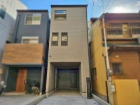 ★令和８年１月完成３ＬＤＫ！
★前面道路ゆったり６ｍのためお車の出し入れも安心
