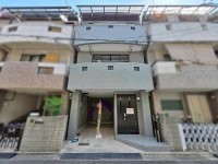 GNスタイル ★鉄骨造３階建て４ＬＤＫ！
★令和８年３月リフォーム済み♪
★ビルトインガレージ１台分あり（車種による）