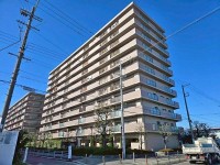 GNスタイル ★４階部分角部屋４ＬＤＫ！令和８年６月末リフォーム完成予定♪
★３面引き回しバルコニーのため風通し良好です♪