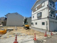 GNスタイル ★１号棟４ＬＤＫ
★約１７帖のゆったりＬＤＫ♪リビングで遊ぶお子様を見守りながらお料理ができる対面キッチン
★カースペース２台可能♪（車種による）