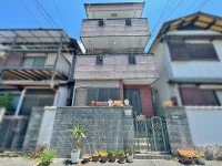 GNスタイル ★鉄骨造３階建て５ＤＫ
★周辺商業施設が充実しており生活に便利な立地です♪