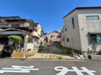 GNスタイル ★令和８年９月完成予定２ＳＬＤＫ
★カースペース２台可能♪（車種による）
★外からの視線が気にならない２階リビング！