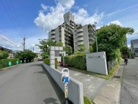 GNスタイル ★３階部分２ＳＬＤＫ！南向きバルコニーのため日当たり良好です♪
★室内リフォーム済のためお引渡し後すぐに新生活が始められます！