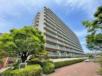 GNスタイル ★１３階部分３ＬＤＫ！南西向きバルコニーのため日当たり良好です♪
★室内リフォーム済みのためお引き渡し後すぐに新生活が始められます！