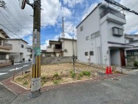 GNスタイル ★南東角地３ＬＤＫのオール電化住宅です！
★リビングで遊ぶお子様を見守りながらお料理ができる対面キッチン♪
