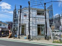 GNスタイル ★１号棟３ＳＬＤＫ
★カースペース２台可能♪（車種による）
★リビングが見渡せる対面式のキッチン!