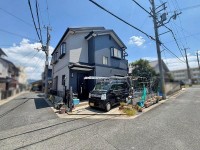 GNスタイル ◆平成１１年築の５ＬＤＫの北西角地！
◆駐車スペースあり！
◆近鉄大阪線【近鉄八尾駅】徒歩約１０分！