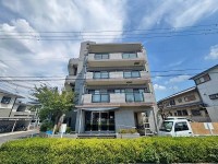 GNスタイル ◆平成７年築、３ＬＤＫ全居室フローリング！
◆南向きバルコニー、専用庭付き！
◆２０２４年８月ごろ、表層リフォーム済み！