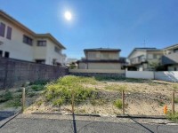 ★2号地
★建築条件なし売土地!お好きなハウスメーカーで建築可能です♪
★土地約32坪、間口約8.8mの整形地