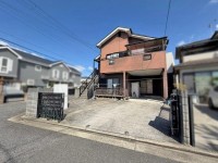 GNスタイル 〇土地４５坪の南西角地で明るい４ＬＤＫ＋３台駐車 駐輪が可能なお家です♪